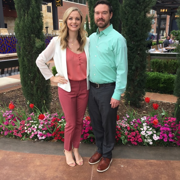 Meet your Posher, Abby - Picture 4 of 6